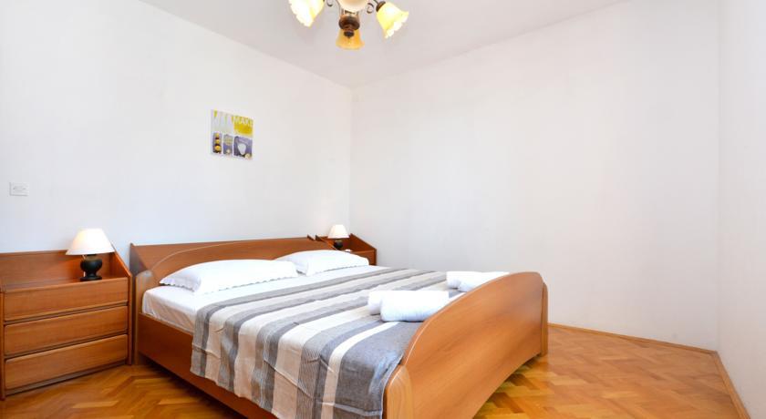 Apartment Joe Light Podstrana Rum bild